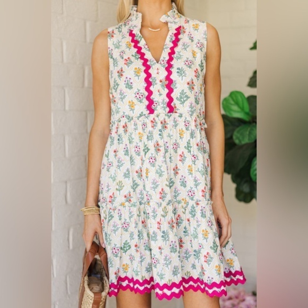 Sleeveless White Floral Mini Dress with Pink Trim